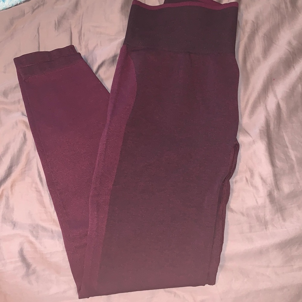 Pink seamless leggings